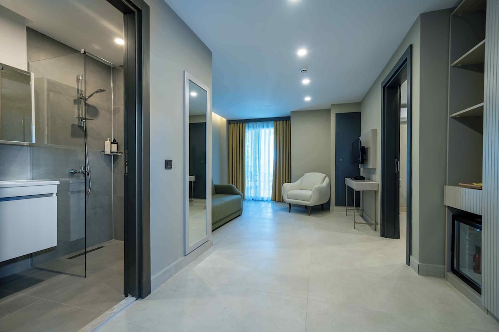 Suite, Sea View photo 1