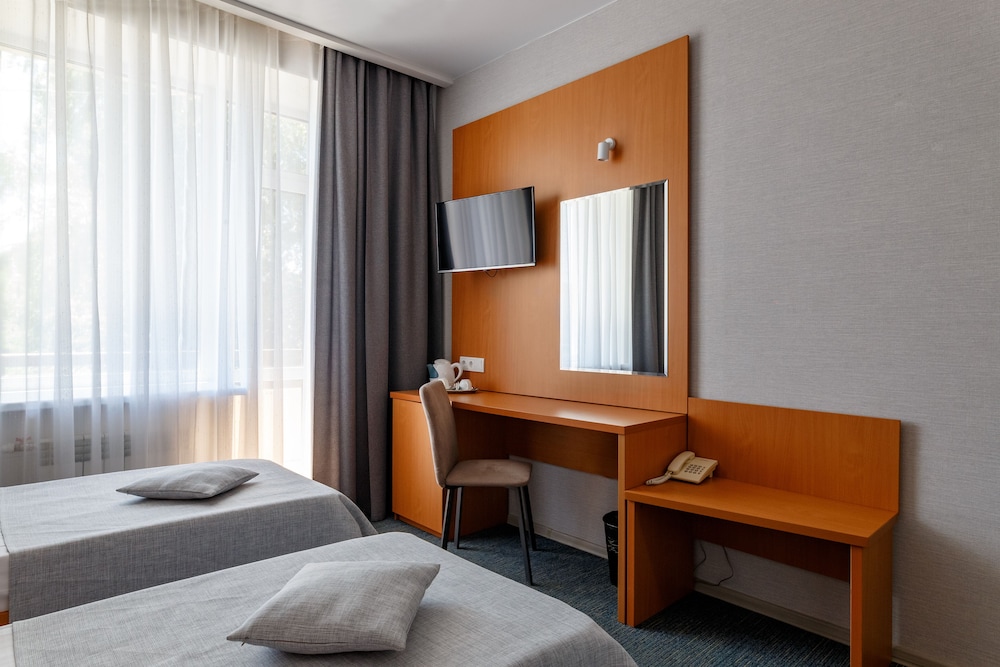 Standard Double or Twin Room photo 2