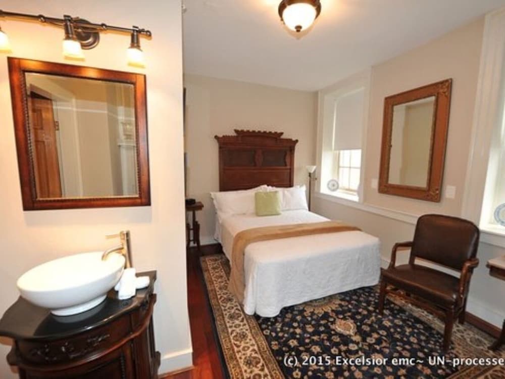 Suite, Ensuite (The Lady Victoria Suite) photo 1