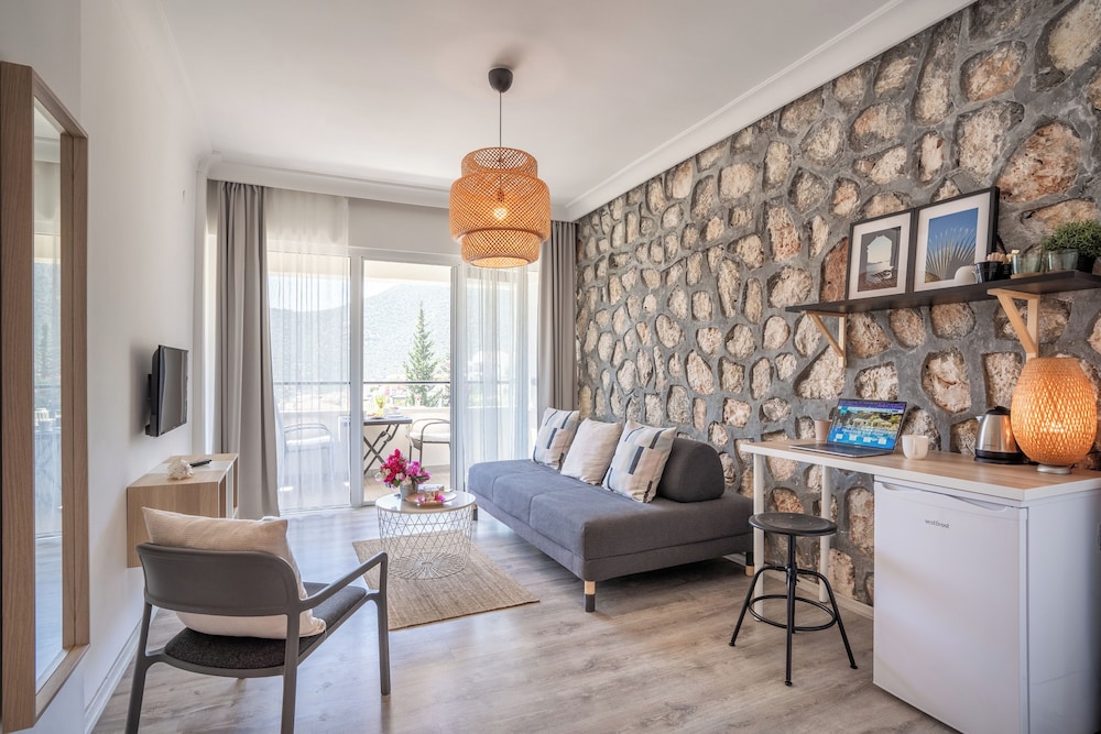 Superior Suite, Mountain View, Corner
