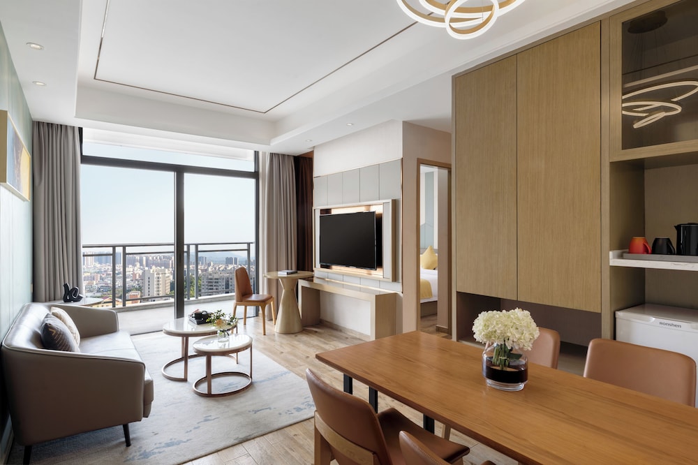 Executive Suite photo 1