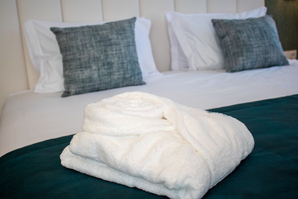 Deluxe Double or Twin Room (Collection) - Photo 2