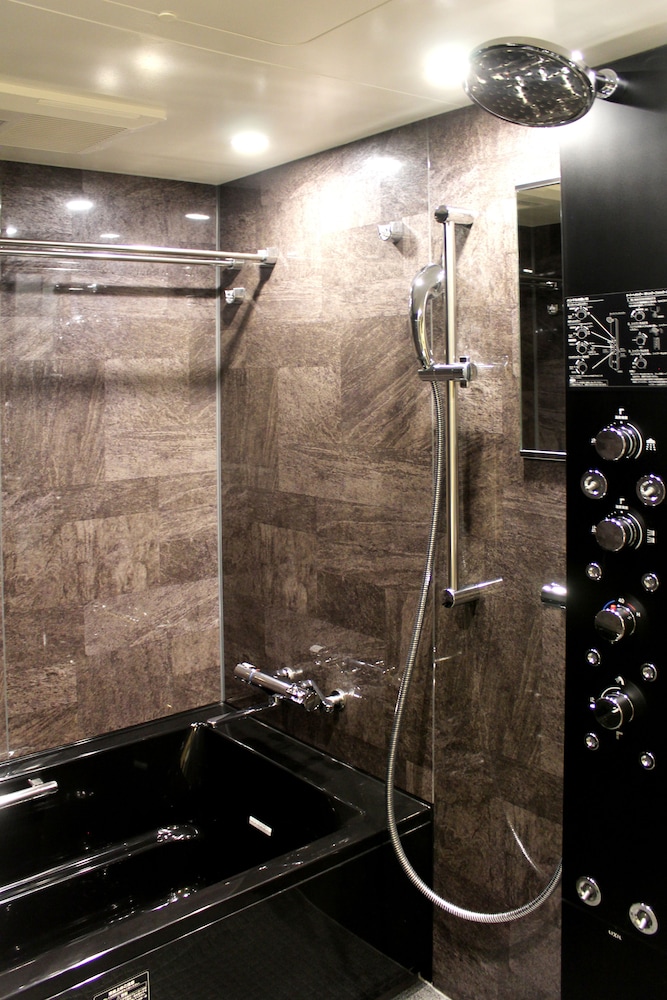 Deluxe Twin Room, Non Smoking (Premier) - Photo 12