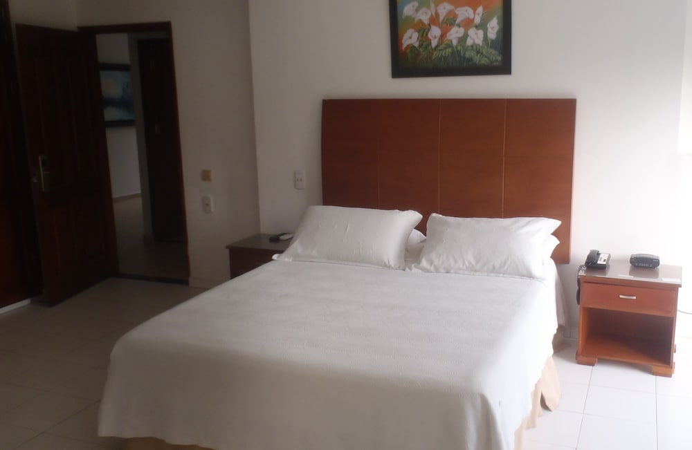 Deluxe Triple Room - Photo 5