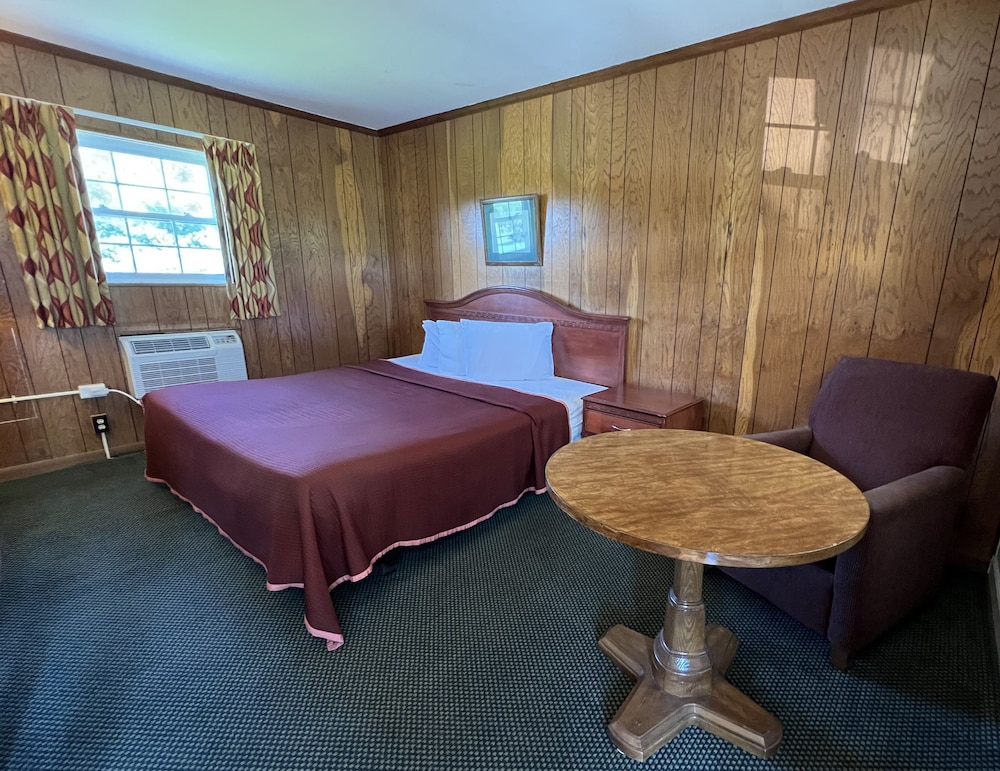King Room, Non-Smoking photo 3