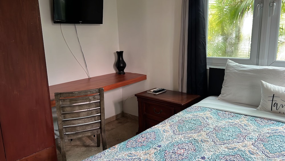 MwPi 103 Economy Room with 1 Queen Size Bed First Floor photo 2