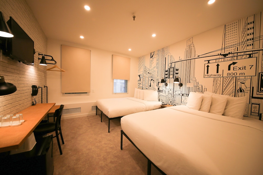 Deluxe Suite photo 1