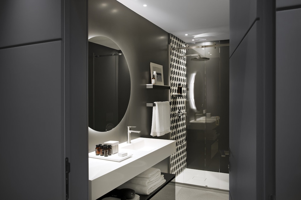 Family Duplex - Photo 5