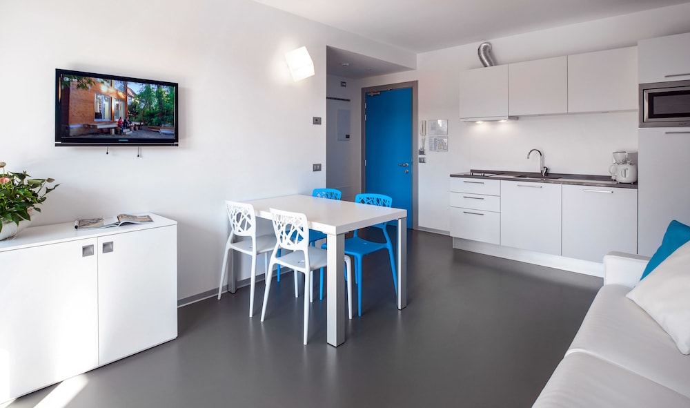 Apartment, 1 Bedroom (2-4 Adults) photo 1