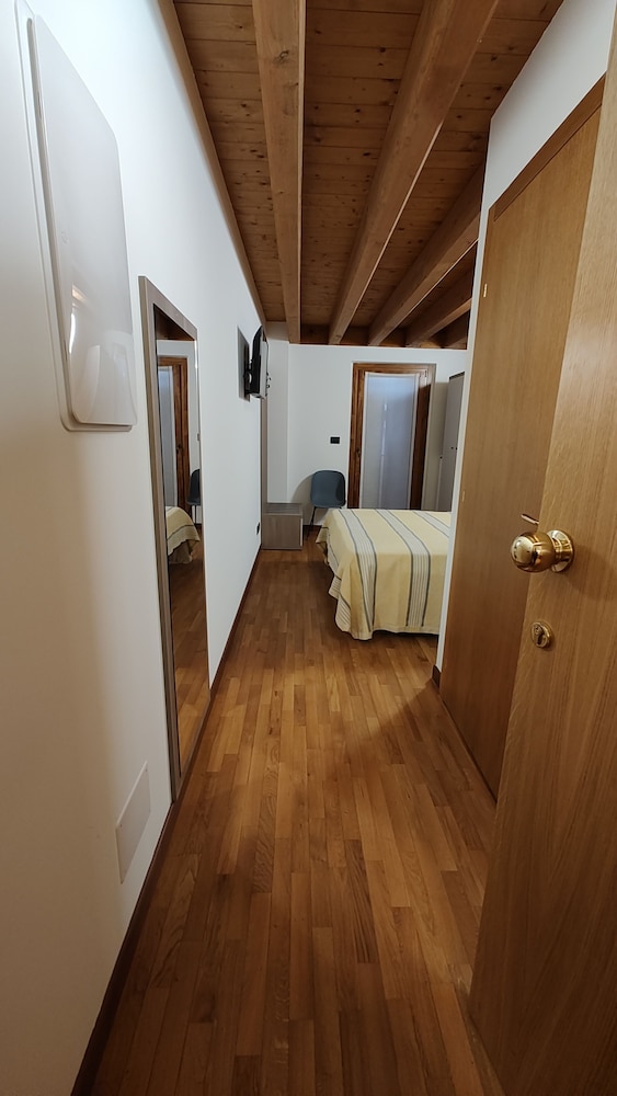 Double or Twin Room photo 1