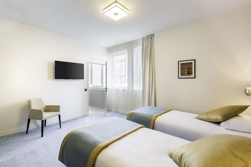 Classic Room, 1 Double Bed, Non Smoking photo 2