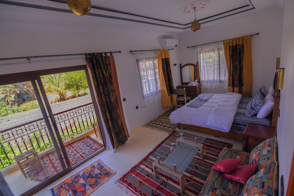 Panoramic Room photo 1