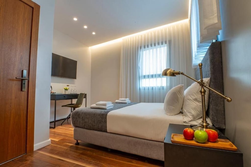 Standard Double Room - Photo 2