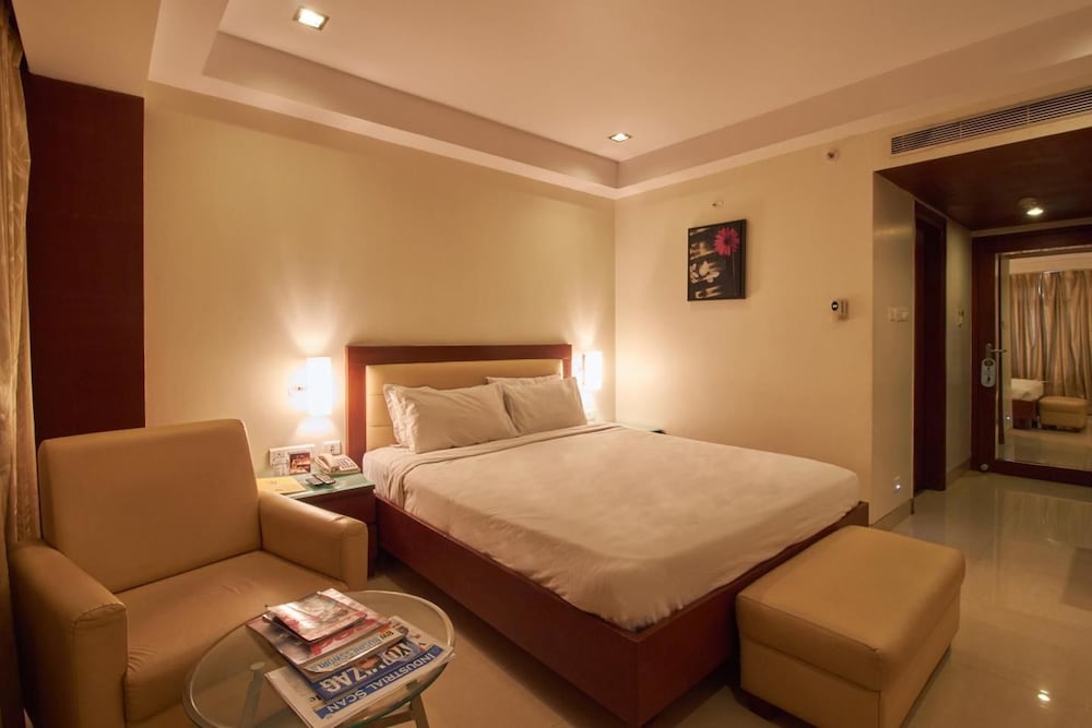 Family Suite, 1 King Bed