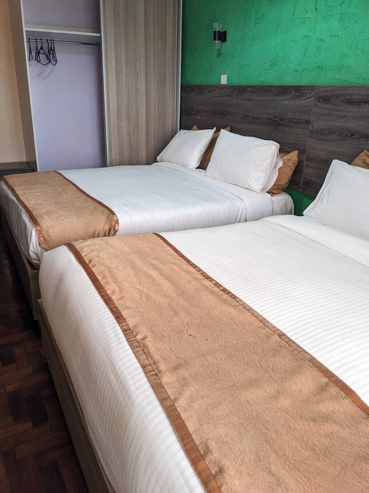 Deluxe Twin Room photo 1