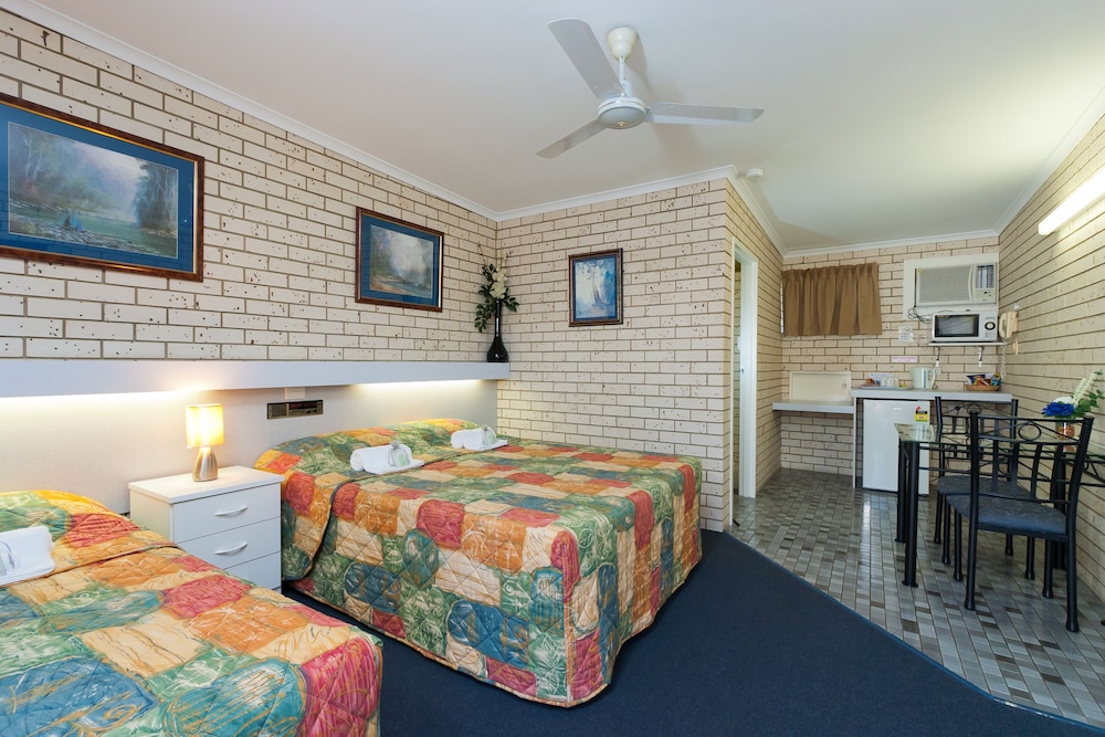 Standard Room, Non Smoking (Twin Room) photo 2