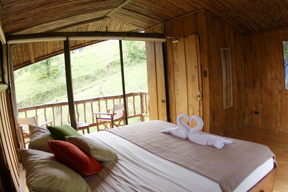 Standard Double or Twin Room, 1 Bedroom, Pool Access, Garden View