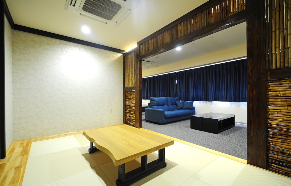 Japanese Western Style Room photo 2