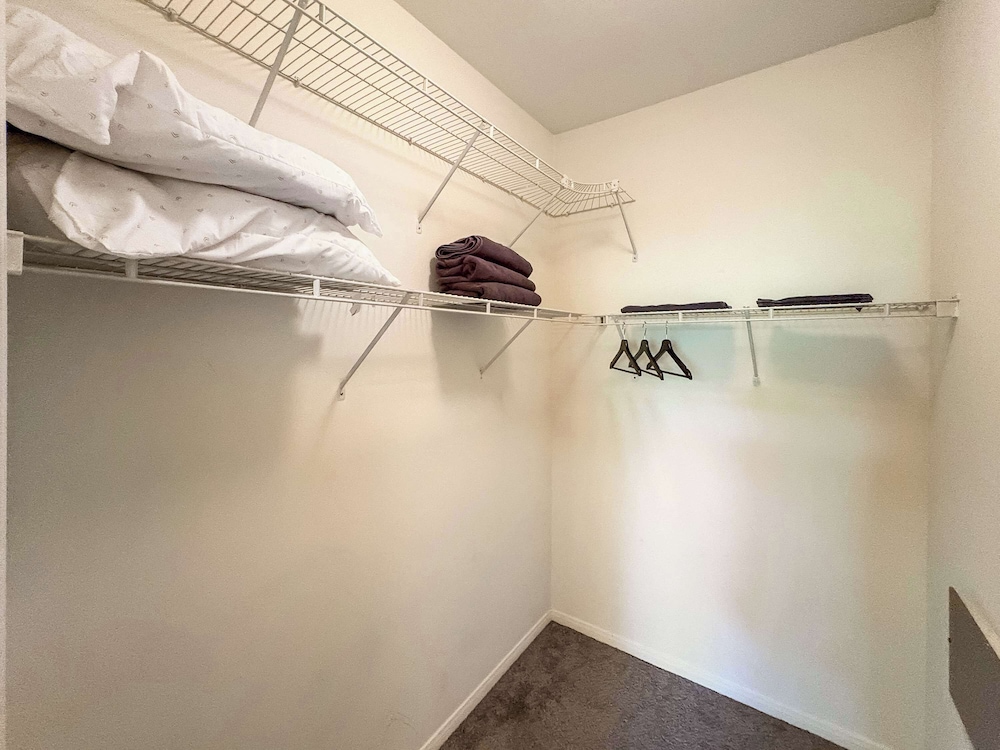 Charming 2BR Retreat Pool Gym 10min to Disneyland, 사진 8