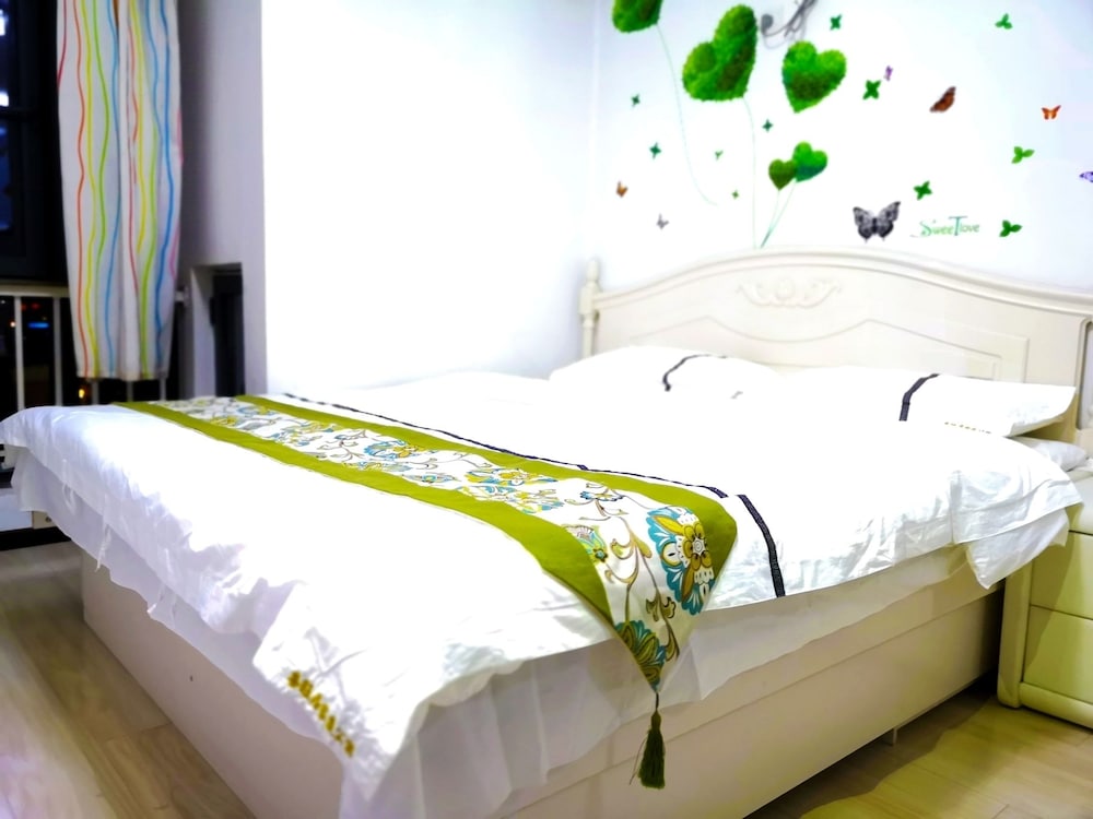 Economy Apartment, 1 Bedroom (Chinese Citizen Only) photo 1