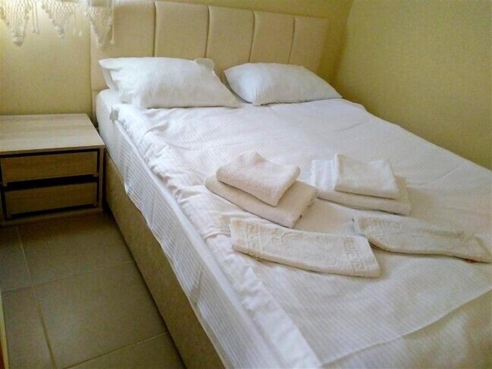 Classic Apartment, 1 Bedroom (NO 4) photo 1