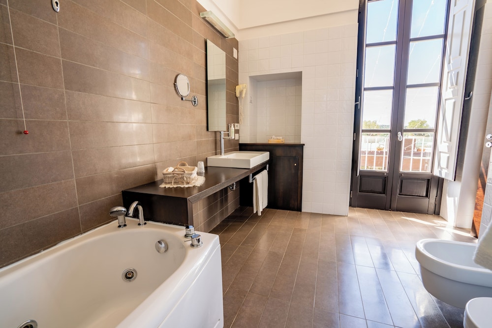 Junior Suite - Photo 15