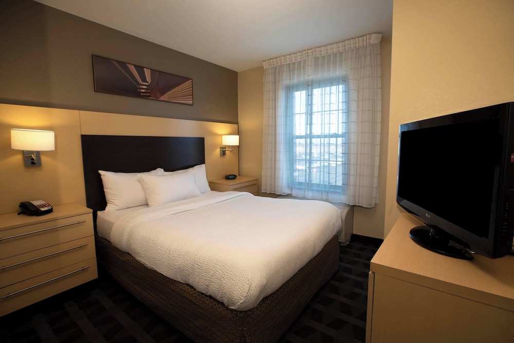 Suite, 2 Bedrooms (Mobility Accessible, Tub) photo 1