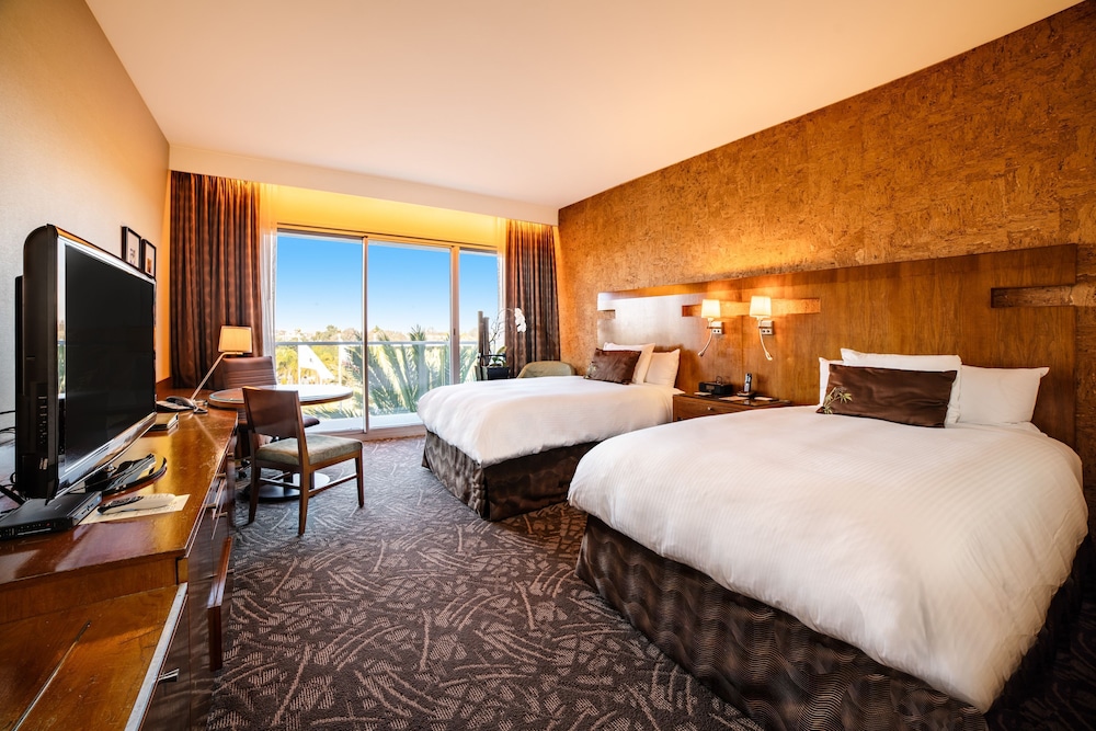 Executive Room, 2 Double Beds (Executive Room with Two Double Beds) - Photo 6