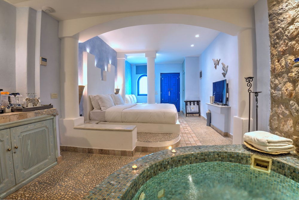 Junior Suite, Spa Bath, Sea View - Photo 5
