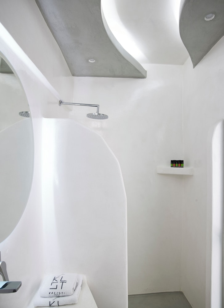 Premium Open Plan Suite | Ground Floor or Upper Level - Photo 9