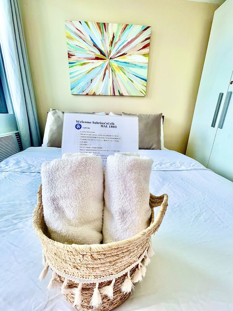 Sabrina'sCrib Apartment by Azure Residences 2 Bedrooms photo 3