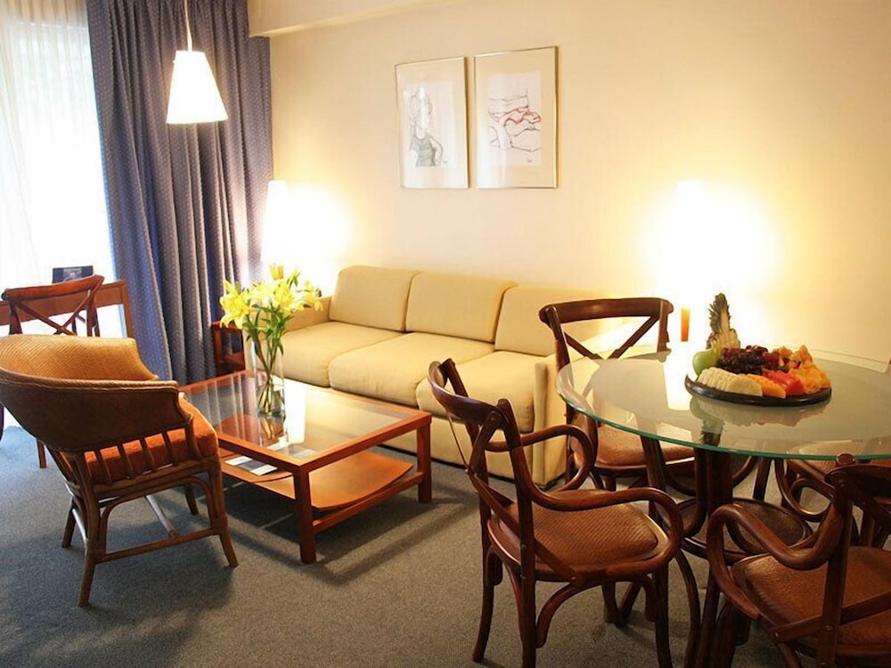 Junior Double or Twin Room, City View photo 3