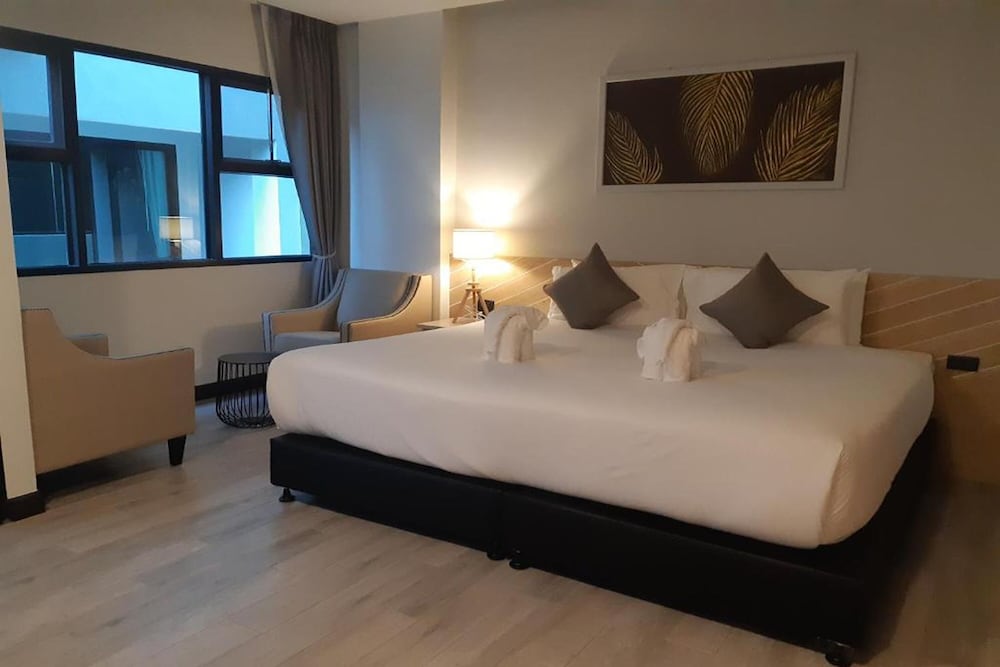 Superior Room - Photo 11
