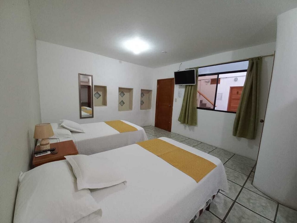 Standard Double Room, 2 Twin Beds (#6)
