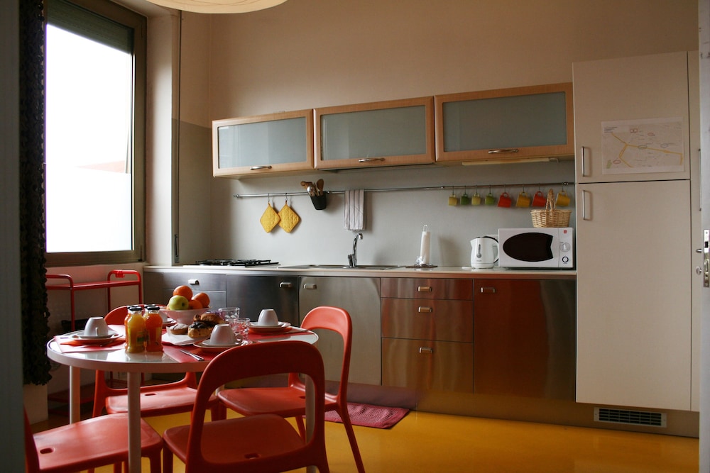 Apartment, 1 Bedroom, Kitchen, Annex Building photo 3