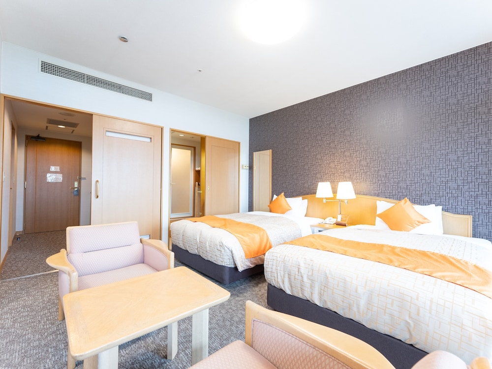 Western Modern Japanese-Western Room (52 sqm) - Photo 3