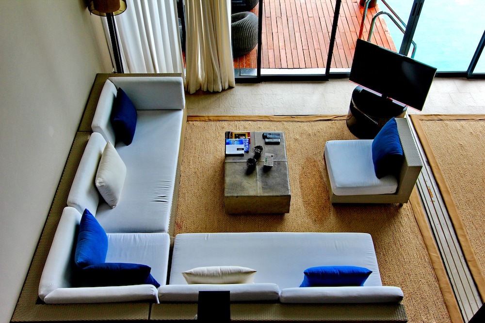 2-Bedroom Sky Pool Villa - Photo 9