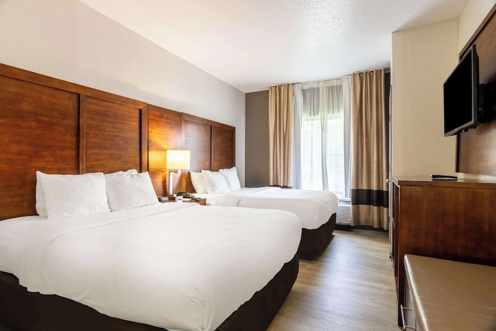 Suite, Multiple Beds, Non Smoking
