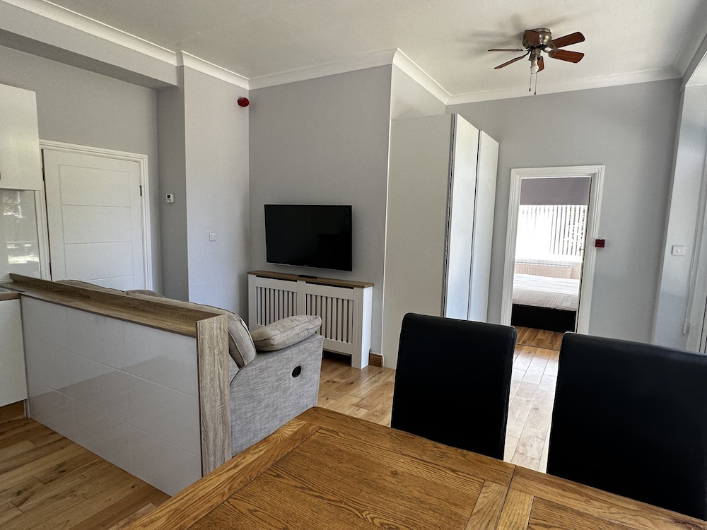 Superior Apartment, Ensuite, Garden View photo 2
