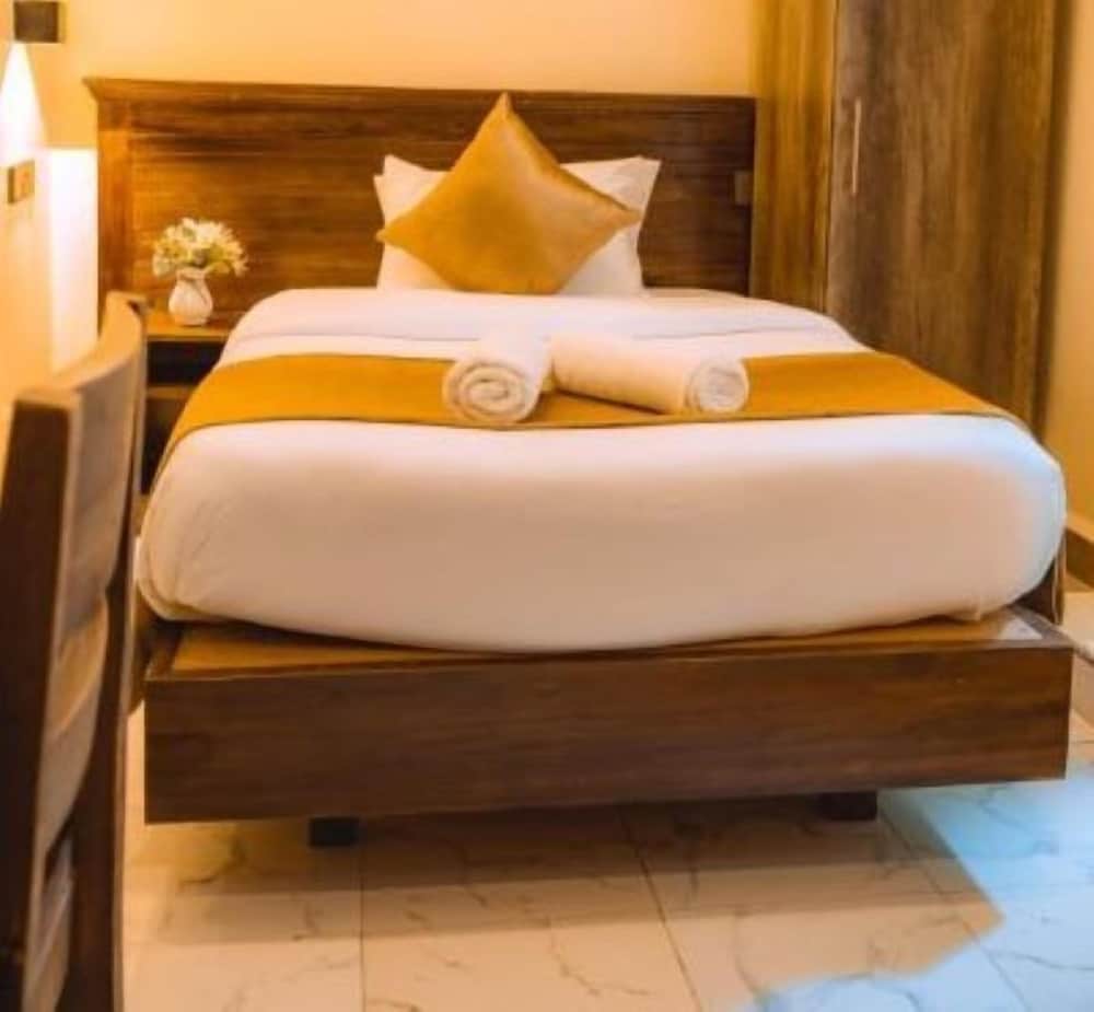 Superior Single Room