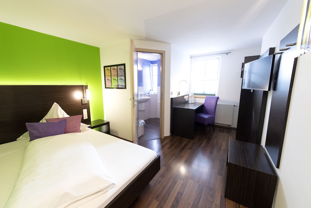 Comfort Single Room