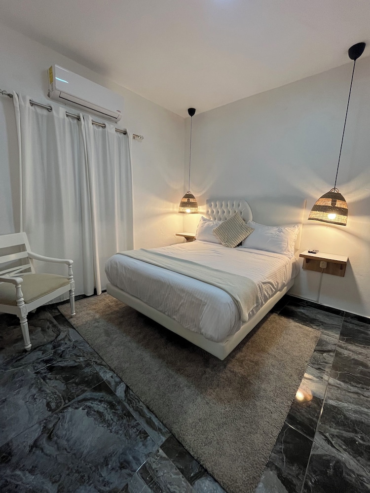 Comfort Room photo 1
