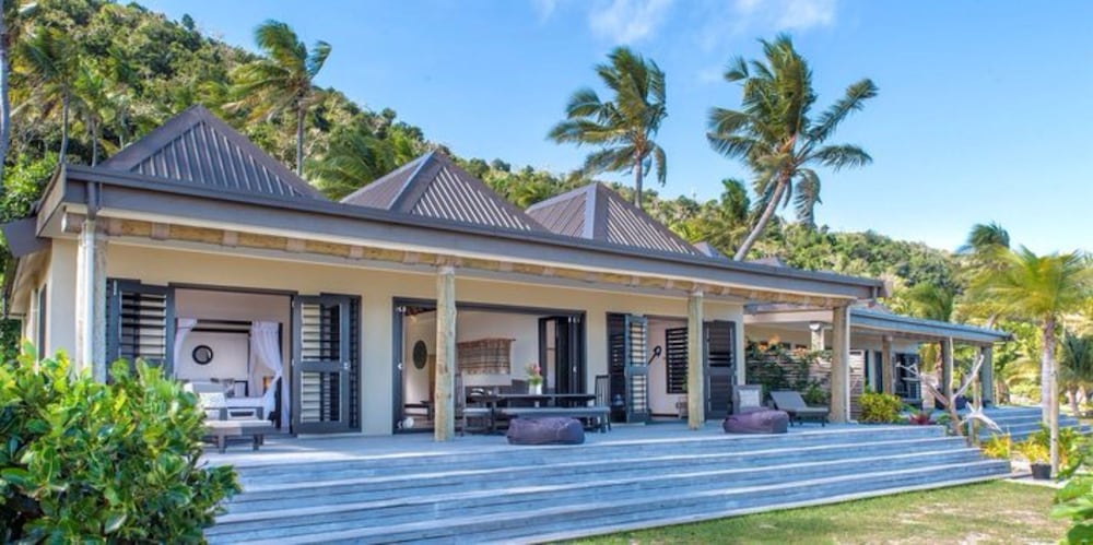 Beach House photo 4