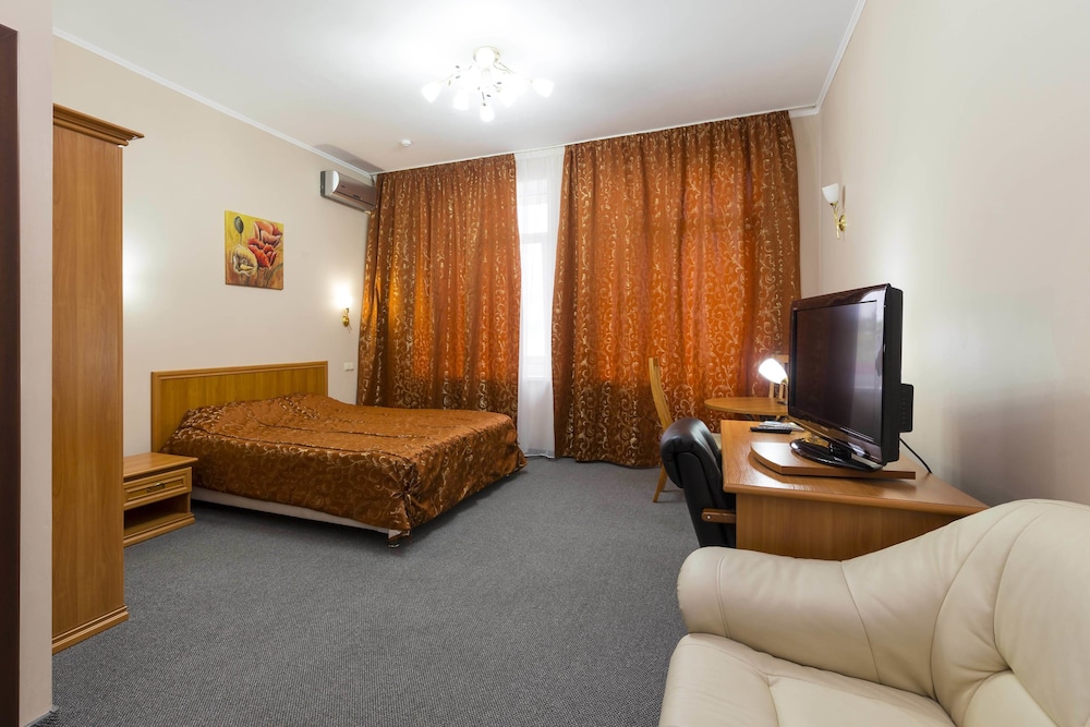 Comfort Triple Room photo 3