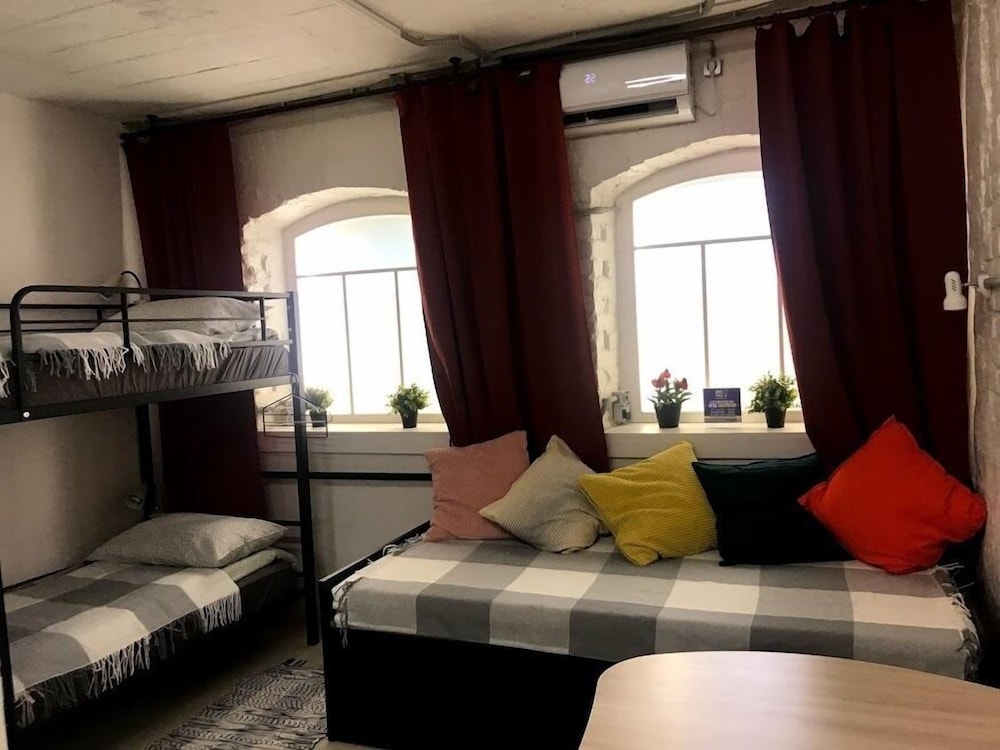 Apartment photo 1