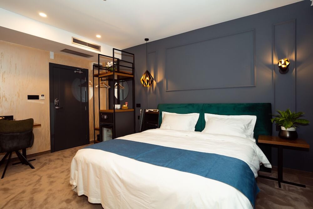 Luxury Suite photo 2
