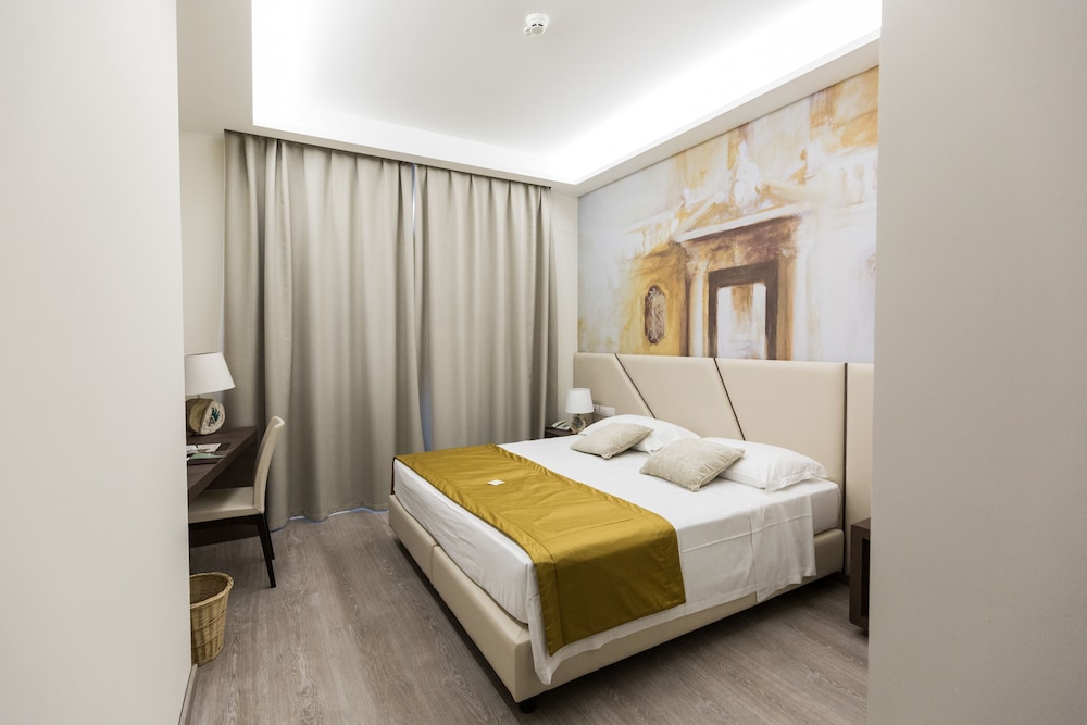 Classic Double or Twin Room (Grand Tour Classica Vista Roma)