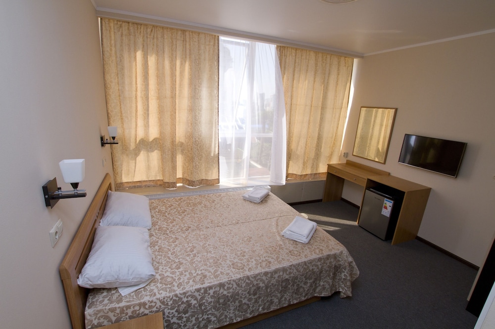 Standard Double Room photo 3