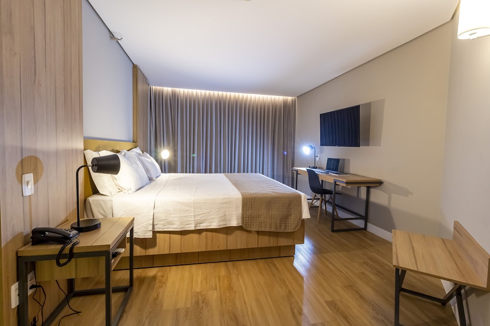 Standard Double Room, 1 King Bed - Photo 1