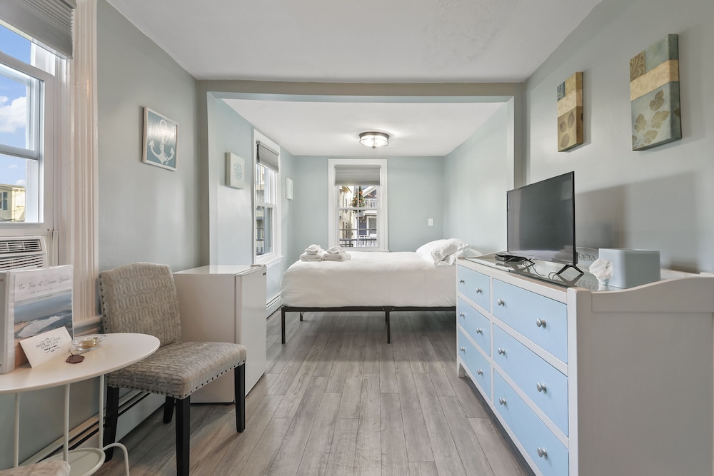 Standard Double Room, Ensuite (Bel Canto Room (1))